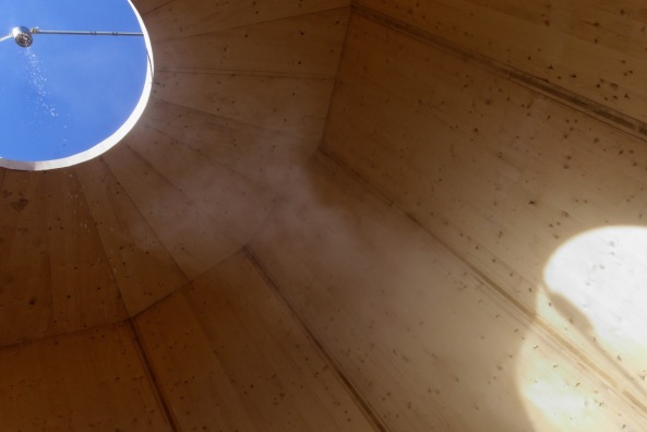 Raumlabor, Montreal, The Fountain House, Kanada, Installation, Wasser, Wasserpavilion, Esplanade Clark, Quartier des spectacles, conferences on water, Markus Bader, Holz, Vegetation, Fassade, Goethe-Institut, Trinkwasser, Wasserhaushalt, Goethe Institut Montreal, water, raumlabor berlin, acting in public, Installation im �ffentlichen Raum, Kunst im �ffentlichen Raum