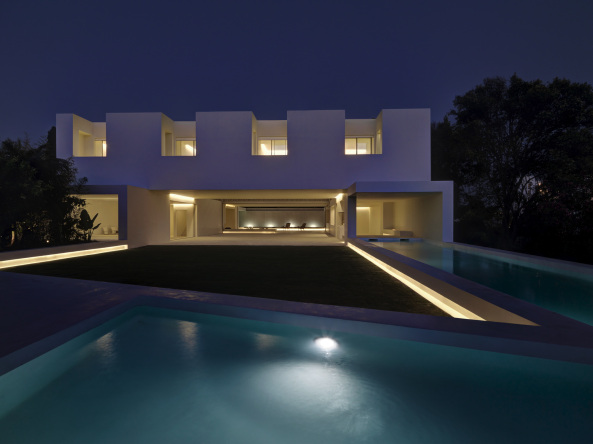 Villa Los Limoneros, Marbella, Villa ber einem Garten, gus wstemann architects zrich barcelona, Andalusien, white villa over a garden, Spain, Andalusia