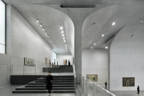 Museum, Kunstmuseum, baunetz, Atelier Deshaus, Long Museum West Bund, Liu Yichun, Chen Yifeng, Shanghai, Beton, Betonb�gen, Transformation, Industriekultur West Bund, Moderne Kunst, klassische Moderne, zeitgen�ssische Kunst, minimalistisch, concrete, modern art, industrial, modern art,
