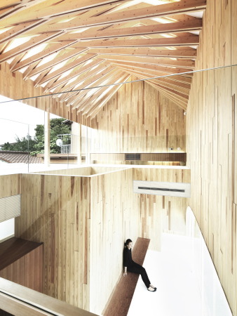 Zahnarztpraxis; von Kohki Hiranuma Architect & Associates; Neubau; Dentistry; Wood; Timber; Holz; wei; Mino; Osaka; Architecutre; Japan; Satoshi Shigeta