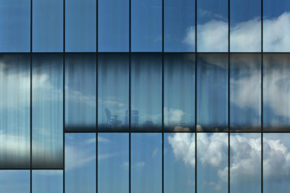 Schiffahrtsamt, Verkehrsbau, Wiel Arets, Jan Bitter, Bettina Kraus, Jan Bitter, Brogebude, Glasfassade, Schleuse, Schiff, Julius Klatte, Harold Hermans, Rob Willemse, Office, Maasbracht, Regiocentrale Zuid, Dutch, Belgian, Niederlande, Belgien, headquarters, water traffic control, Wasserwege, Kanal, Bassin, Wasserbassin, Netherlands, Rijkswaterstaat, Aussicht, Wasserlandschaft