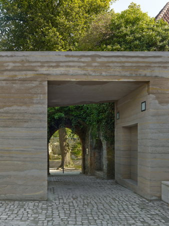 Sparrenburg, Bielefeld, Informationszentrum, Max Dudler, Stampfbeton, tamped concrete