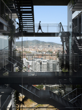 Ateliers Jean Nouvel: Renaissance Barcelona Fira Hotel