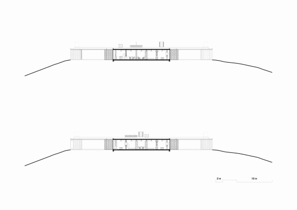 Johnston Marklee, Solo Houses, Cretas, Matarraa, Ferienhuser in Spanien, Round House, Christian Bourdais, Office KGDVS, Didier Faustino, MOS Architects , Sou Fujimoto, Ferienhaus, Minimalismus, Primrform, Kreis, Wiese, Beton, Glas, Moderne