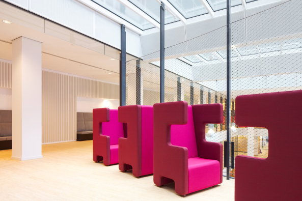 Jaarbeursplein 14, Utrecht, Stadsplateau, Utrecht, Dirk Jan Postel, Kraaijvanger, Christian Mller, Stadthaus, stadskantoor, Rathaus, Bahnhof, Verkehrsbau, Brogebude, Hochhaus, Superdutch, Dutch, city hall, mayor, Brgermeister, Benthem Crouwel Architects, central boulevard, Platz, Stadtplatz, Stadtkrone, Verwaltung, Stadtverwaltung, office building