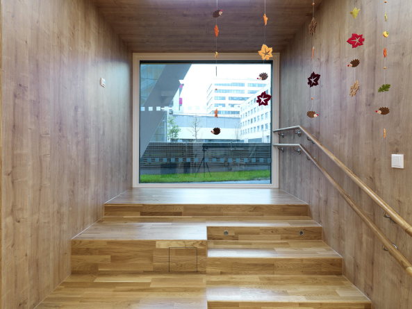 Stadlauer Strae, Wien, sterreich, 1220, Huss Hawlik, Star22, Scheifinger Partner, image industry, Kindergarten, GESIBA, Stelzenbau, Wohnquartier, Waagner-Biro-Gelndes, Ewald Kirschner, Wohnungsbau, Wohnbau, Maisonette, RAJEK BAROSCH Landschaftsarchitekten,