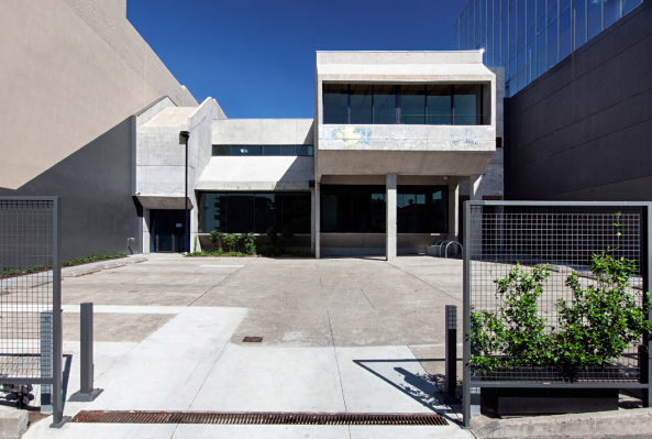 Lisbeth Grosmann, the bunker, Clare Cousins Architects, Melbourne, Architektur in Australien, Street Bunker, Bro, Beton, concrete, BauNetz, Baunetz-Meldungen, Broumbau, Broumnutzung, office
