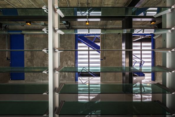 Stahlhaus, Junsekino Architect and Design, Bangkok, steel house, tinman house, BauNetz, uncube