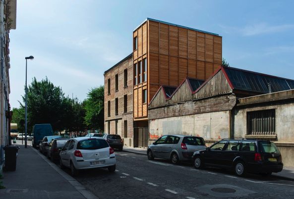 Atelier Ramdam, Saint-Denis, Maison Doisneau, Umbau, Wohnhaus, Erweiterung, Holz, Ziegel, housing, alteration, extension, wood, brick, BauNetz, uncube