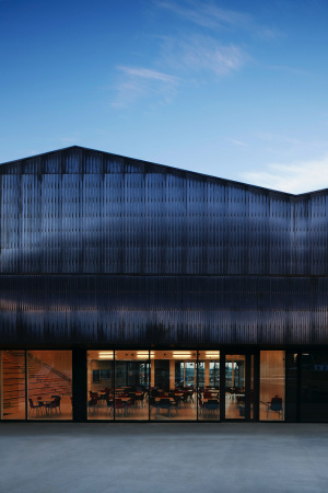 White arkitekter, Strmmen, Skedsmo, Oslo, Norwegen, norway, Brtejordet-Gymnasium, Schule, school, Industriebau, industrial ambiente, BauNetz, uncube