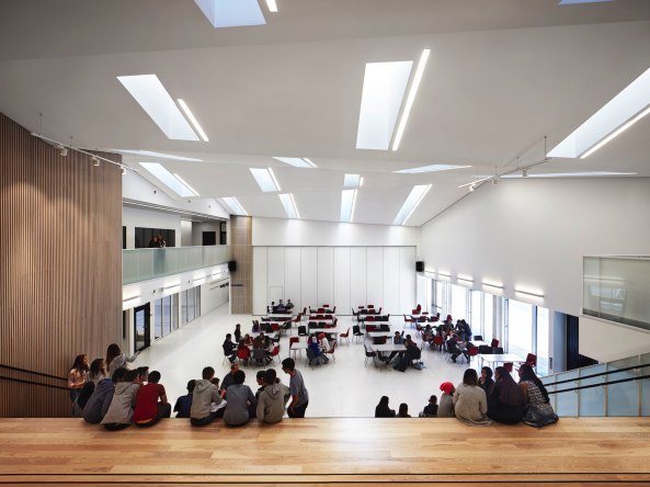 White arkitekter, Strmmen, Skedsmo, Oslo, Norwegen, norway, Brtejordet-Gymnasium, Schule, school, Industriebau, industrial ambiente, BauNetz, uncube