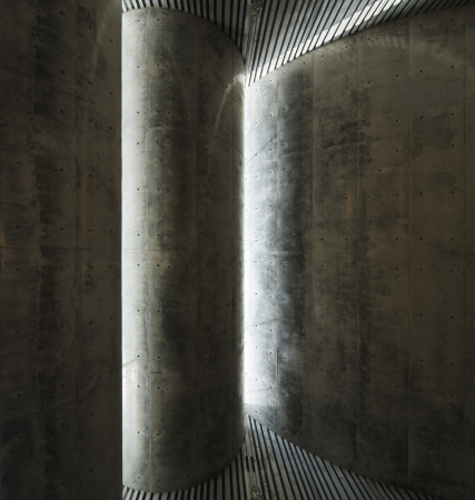 koji fujii / nacasa&partners inc; Takeshi Hosaka Architects; Shonan Christ Church; Japan; Kirche; Neubau; Stahlbeton; Kanagawa; Dachform; akustisches Dach; Koji Fuji; Nacasa&Partners Inc.