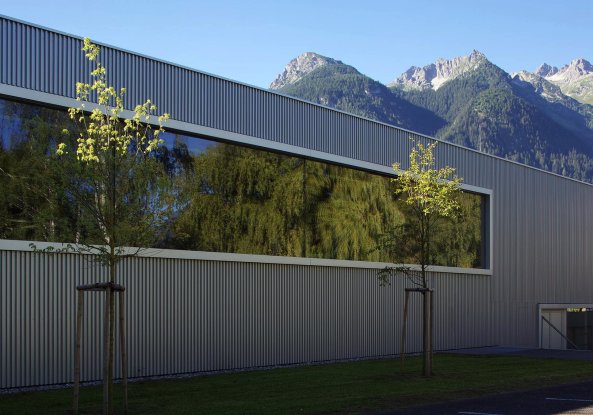 Landesberufsschule Bludenz, Vorarlberg, sterreich, Austria, Bernardo Bader Architekten (Dornbirn), ao-architekten (Innsbruck), BauNetz, uncube
