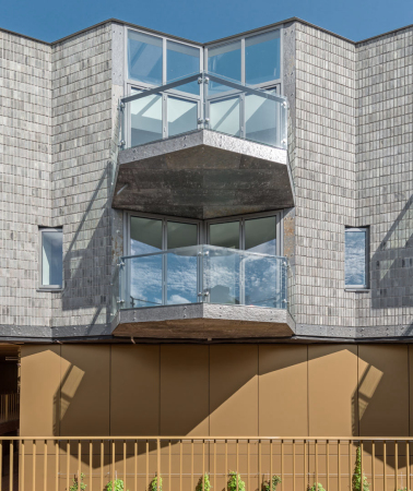 Utrecht, Bahnhof, Central Station, Mawerk, Beton, Glas, Wohungsbau, Niederlande, Balkone, Treppen, Fassade, Ziegel, Stein, Kop van Lombok, Moschee, Mosque, Religion, Bouwfonds Ontwikkeling, Regio Midden, Amersfoort, Architectenbureau Marlies Rohmer, Floris Hund, Ronald Hageman, Kirsten Gabrils, Jan van Erven Dorens, Martin Koster, Boris Briels, Thea van den Heuvel, DAPh, Mietwohnung, zur Miete, renting, building, architecture,