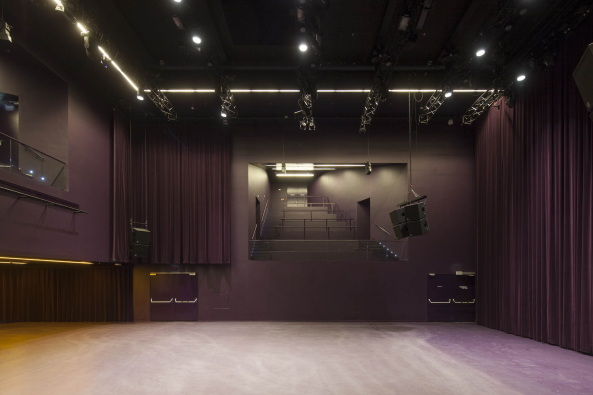 Pandora, Muziekpaleis, Utrecht, NL Architects, architectuurstudio HH, Patrick Fransen, Herman Hertzberger, aTA, Jo Coenen, Crossoverzaal, Tivoli Vredenburg, Musik, Jazz, Club, Hochhaus, Veranstaltungssaal, Party, Veranstaltungsgebude, Dancing, Limbok, Kop van Limbok, Pieter Bannenberg, Walter van Dijk, Kamiel Klaasse, Florent Le Corre