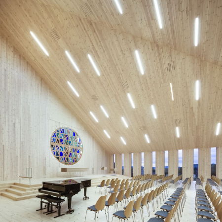 Kirche, church, Knarvik, Norwegen, Community Church Knarvik, Reiulf Ramstad Arkitekter, Kulturort, culture, Kapelle, chapel, Glas, glass, Holz, wood, Kiefer, pine