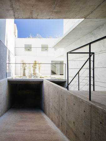 Triptyque, Groenlndia, commercial space, Laden, Geschft, Marmor, marble, Garten, concrete, Beton, glass, Glas, Transparenz, transparency, Licht, Sule, pillar, Fenster, Terrasse, terrace