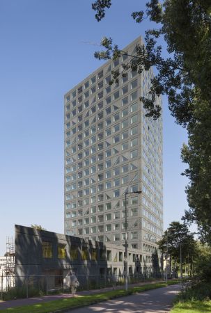 Ex-casa 400, Amsterdam, Niederlande, Vmx architects, Beton, concrete, Wohnheim, Studentenwohnheim, student housing, housing, Wiederverwertung, Nachhaltigkeit, Fertigproduktion, Fertigteil, Fassade, facade, sustainability, reuse, Hochhaus, Turm, high-rise