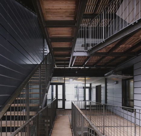 Elizabeth Naud,  Luc Poux, Pflegeheim, nursery home, Villejuif, Paris, aluminium panels, BauNetz, uncube