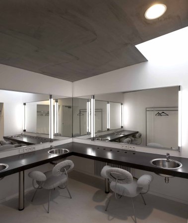 Frankreich, France, Fassade, facade, Beton, concrete, Stahl, steel, Theater, theatre, Kuturzentrum, multicultural centre, Isbergues