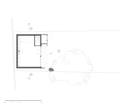 Writer's Shed, Shed, WSD Architecture, London, Hackney, Arbeitsraum, Studio, H�tte, B�cher, Garten, garden, Holz, wood, Zedern, Fassade, facade, shingle, Schindeln, Glas, glass, Pinien, pine, concrete, Beton, Ofen, stove, Satteldach, pitched roof