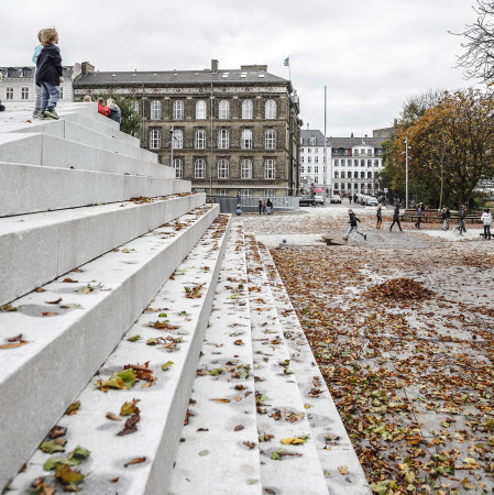 Israel Platz, Kopenhagen, copenhagen, Israel's square, Sportplatz, sports ground, Beton, concrete, skate park, Skater Park, Park, garden, COBE, Dnemark, denmark, Architektur, Landschaftgestatlung, Landschaft, Baunetz, BauNetz, Vanessa Miriam Carlow, public space, beton, Rampen, Stufen, Skate Park, Skaten, Sportplatz, Stadtplatz, ffentlicher Raum, Garten, Stadtgarten
