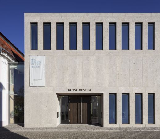 Museum, Kleist-Museum, Neubau, Lehmann Architekten, Frankfurt Oder, Natursteinfassade, Naturstein, Erweiterung, Literatur, Wilhelmine, Offenburg, Berlin, Wachenzeller Dolomit, Kubus, natrlich, Anastasia Hermann, Garnisonsschule