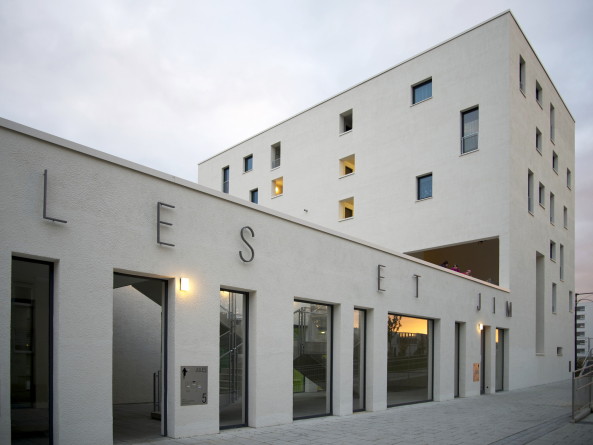 Neu-Ulm, Bayern, Wohungsbau, Jules et Jim, Jens Metz, Holger Kleine, Nicole Zahner, Obersten Baubehrde, IQ Innerstdtische Wohnquartiere, Modellvorhaben, Neubau, Wohnungen, Riegel, Block, Knick, Kindertagessttte, Kleine Metz, Promenade, Berlin, Ulm, ASTOC/KCAP