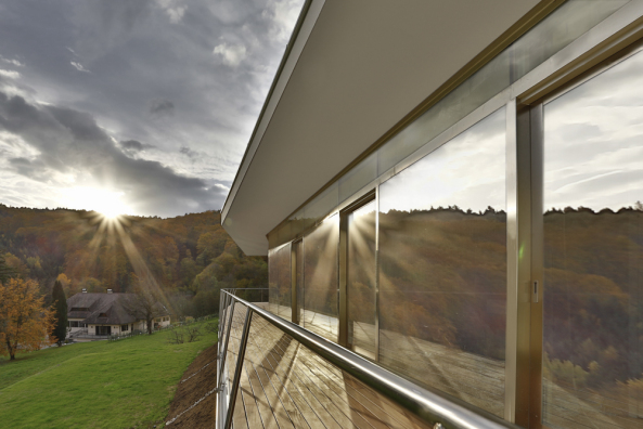 Berghang, Graz, Love architecture and urbanism, Veranda, Glas, Villa, Terrasse, mountainside, Aussichtsplattform, viewing platform, alps, Alpen, living in the alps, Ausblick, Panorama, Love