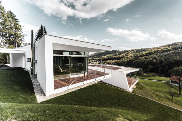 Berghang, Graz, Love architecture and urbanism, Veranda, Glas, Villa, Terrasse, mountainside, Aussichtsplattform, viewing platform, alps, Alpen, living in the alps, Ausblick, Panorama, Love