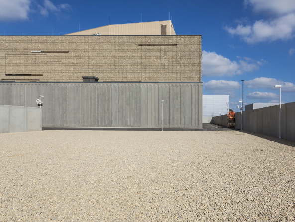 Luxembourg, Luxemburg, Freeport, Flughafen, Beton, Infrastruktur, Atelier d'Architecture 3BM3, 3BM3, Neubau, Beleuchtung, concrete, Glas, glass, Kunst am Bau, Kunst, Fassade, facade