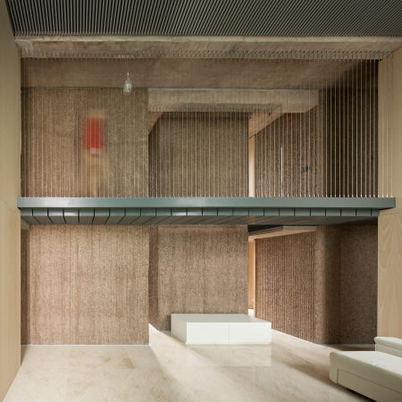 Ciudad Real, Spanien, Fuensanta House, Casa, house, Wohnen, Muka Arquitectura, Wohnhaus, housing, Beton, concrete, Satteldach, Fassade, Glas, glass, Glasbox, Holz, Licht, light