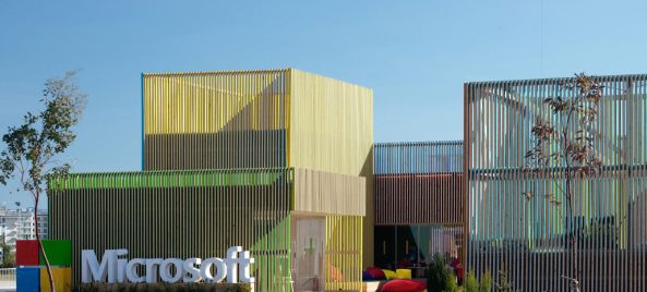 Microsoft Pavilion, Pavillon, pavilion, Sotschi, Sochi, Russia, Russland, Microsoft, Nowadays, Farbe, Fassade, facade, Holz, wood, slat, Lamellen, Olympic games, Olympischer Park, color