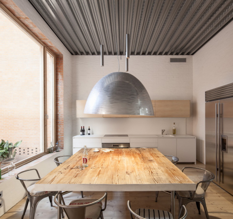 Spanien, Katalonien, Mauerwerk, Backstein, nachhaltig, geothermie, innenhof, wohnhaus, harquitects, barcelona, schmal, grn, energiekonzept, mikroklima, historisch, fassade, holzwolle, bestand