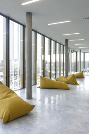 Paris, O-S, O-S architectes, Kulturzentrum, Kultur, Gold, niederlndisch, Frankreich, Rotterdam, Bibliothek, Neubau, Saint-Germain-ls-Arpajon, Arpajon, Saint Germain, Sden