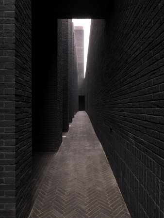 Theater in Danzig von Renato Rizzi