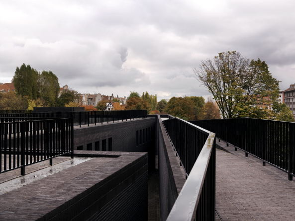 Theater in Danzig von Renato Rizzi