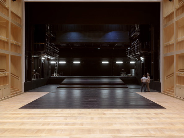 Theater in Danzig von Renato Rizzi