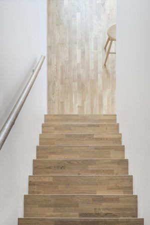 Joliark, Tappen, Schweden, Mariehll, housing, Wohnungsbau, Wohnen, house, apartment, Stockholm, metallic facade, facade, Fassade, Beton, concrete, steel, Stahl, verzinkter Stahl, galvanised steel, Balkone, balcony, Maisonette, Metall, Terrasse, terrace, Stein, stone, timber, Holz