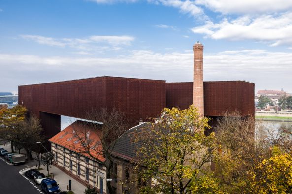 Cricoteka, Krakau, Krakw, nsMoonStudio, Center of Documentation of the Art of Tadeusz Kantor, Tadeusz Kantor, Knstler, artist, Kunst, art, Vistula river, Weichsel, Spiegel, mirror, Fassade, facade, Symbol, steel, Stahl, reinforced concrete, Beton, Glas, glass, Theater, theatre, Geometrie