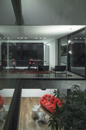 Israel, Tel Aviv, Pitsou Kedem, Pitsou Kedem architects, Beton, Wohnhaus, Neubau, Corten, Schatten, Licht, Sonnenschutz, Archaik, Sichtbeton, Lob des Schattens, Amid Geron, irene Goldberg, Hila Sella, Pitsou Kedem Architekten