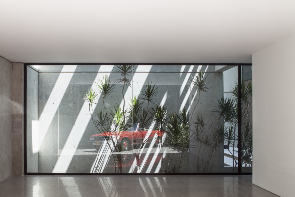 Wohnhaus bei Tel Aviv von Pitsou Kedem Architects