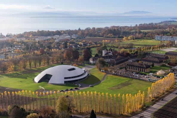 Kulturzentrum von Tschumi in der Schweiz