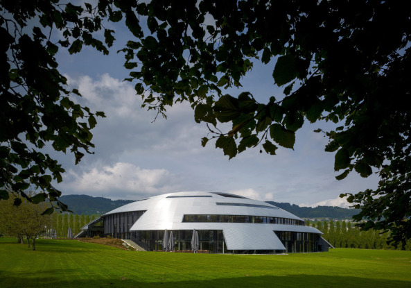 Kulturzentrum von Tschumi in der Schweiz