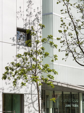 Paris, LAPS Architecture, MAB Arquitectura, Ville de Paris, 2014, 72 avenue Felix Faure, Patronage La�que, Neubau, PVC Stegplatten, Beton, concrete, Fertigstellung, Demokratie, Meinungsfreiheit, 15�me arrondissement, Wohnhaus, Wohnungen, Apartments, Glass, Glas, Licht, Kinderheim, H�rsaal, Seminarr�ume, rue Tisserand, Moderne, Milchglas, Laterna Magica, Aufkl�rung, Laizismus, 15. arrondissement