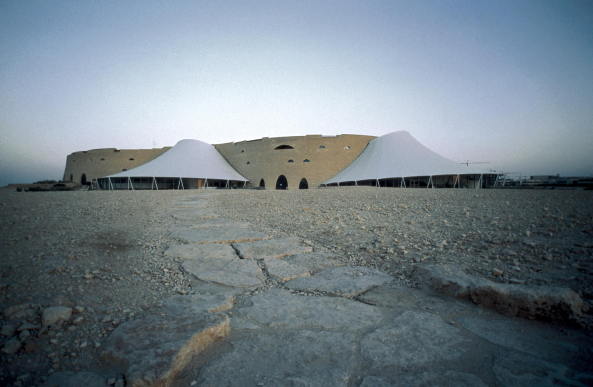Frei Otto, Pritzker Preis, Frei Otto posthum mit dem Pritzker-Preis 2015 geehrt, Awrds und Preise, BauNetz, Baunetz-Meldugnen, Jeanette Kunsmann, Tragwerk, Zum Tod des Architekten Frei Otto, Sternwellenzelt Tanzbrunnen Kln, Frei Paul Otto, Praemium Imperiale, Deutscher Pavillon fr die Weltausstellung in Montreal, Expo 67 Montreal, Pritzker Architecture Prize, Werner Sobek, Forschungsgruppe Biologie und Bauen, Uni Stuttgart, Zeltdachkonstruktionen, Institut fr Leichtbau Entwerfen und Konstruieren (ILEK), Tragwerkslehre, Architektur, Mies van der Rohe, Pritzker-Preisjury Richard Rogers, Alejandro Aravena, Kristin Feireiss, New York Times, Shigeru Ban, Toyo Ito, Wang Shu, Gottfried Bhm, Renzo Piano, Sanaa, Peter Zumthor, Rem Koolhaas, OMA; Herzog de Meuron, Zaha Hadid, Alvaro Siza, Robert Venturi, Aldo Rossi, Rafael Moneo, Jean Nouvel, Thom Mayne, Stararchitekten, uncube, Preis, JHyatt-Stiftung, Frei Otto gestorben, Tom Pritzker, Nachruf, Laudatio, Gnther Behnisch, Dachkonstruktionen, Leichtigkeit, Ehrenpreis, Hans Hollein, Frank Gehry, Pionier des leichten Flchentragwerks, Munich Olympics Park, Architekten in den Medien, Roof, roof-construction, Pritzker Prize for Frei Otto, German Architect, Is Announced After His Death, Frei Otto Receives the 2015 Pritzker Architecture Prize, Mr. Otto, Miami, Pritzker Architecture Prize, Jay A. Pritzker, Pritzker Architecture Prize in Miami in May, modern architecture, Behnisch + Partner, Schlaich
