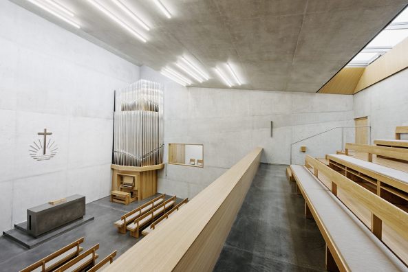 Kirchenneubau, Wien, Penzing, sterreich, Kirche, Veit Aschenbrenner Architekten, Neuapostolische Kirche, Beton, Leichtbeton, Oberlicht, Altar, Glockenturm, concrete