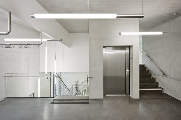 Kirchenneubau, Wien, Penzing, sterreich, Kirche, Veit Aschenbrenner Architekten, Neuapostolische Kirche, Beton, Leichtbeton, Oberlicht, Altar, Glockenturm, concrete