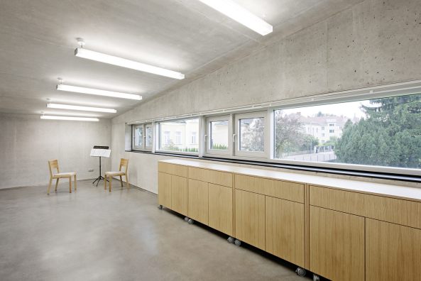 Kirchenneubau, Wien, Penzing, sterreich, Kirche, Veit Aschenbrenner Architekten, Neuapostolische Kirche, Beton, Leichtbeton, Oberlicht, Altar, Glockenturm, concrete