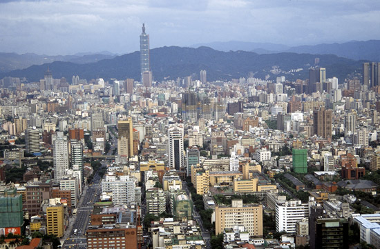 Hchster Wolkenkratzer der Welt in Taipeh eingeweiht